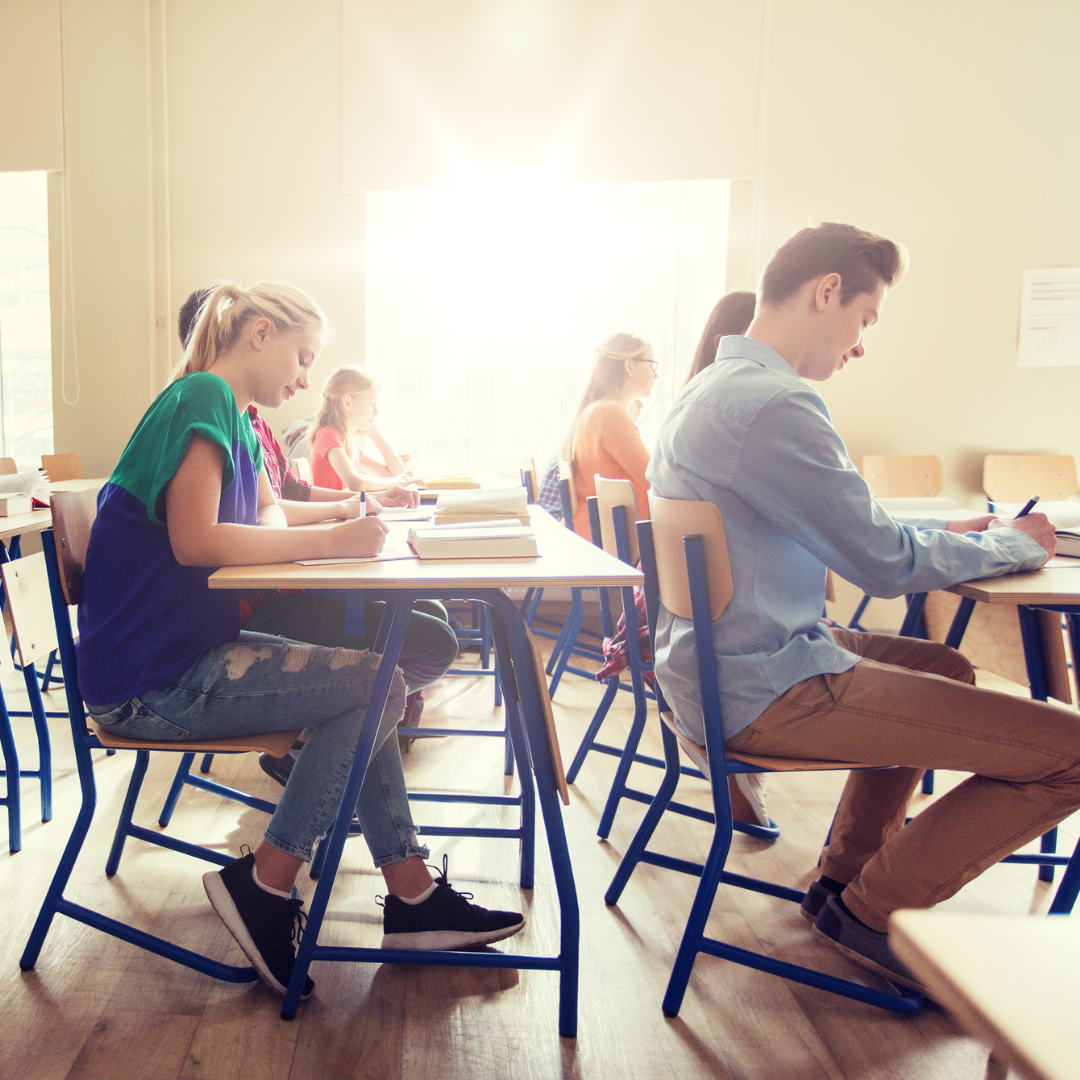 50 Research Topics For Law Students in August 2023: Read Now!